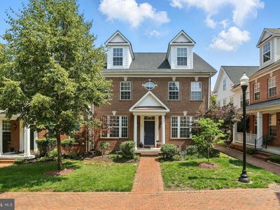 795 Monument Sq, Woodbridge, VA, 22191