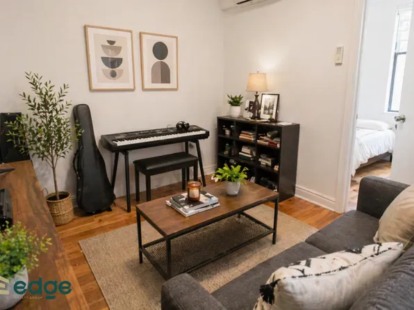 896 Gates Ave APT 4, Brooklyn, NY 11221