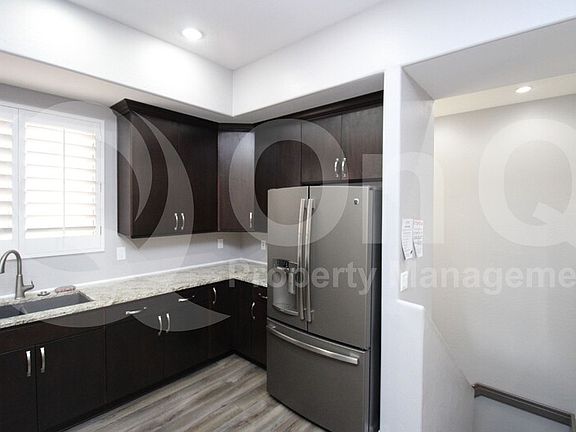 5th image of 3800 S Cantabria Cir Unit 1053