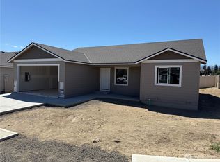 10 Salmon Dr, Wenatchee, WA 98801