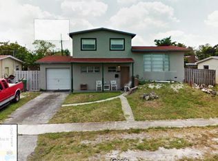7320 NW 1st Ct, Pembroke Pines, FL 33024