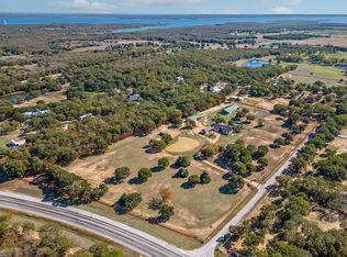 186 Ottos Dr, Valley View, TX 76272