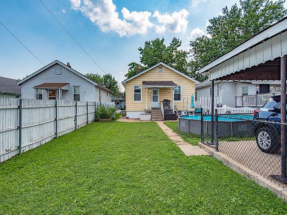 4th image of 4001 Burgen Ave
