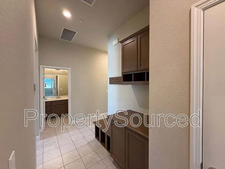 1428 Nascimento St — Photo 25