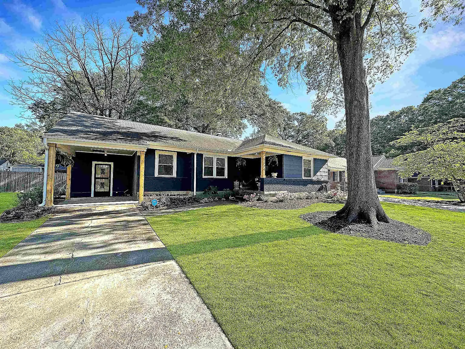 5024 Lynbar Ave — Photo 2