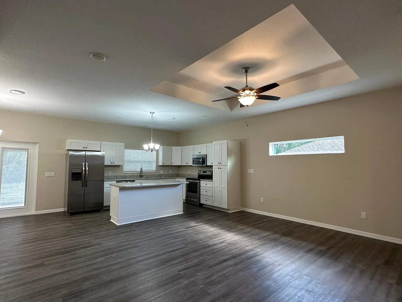2813 N Canterbury Lake Dr — Photo 4
