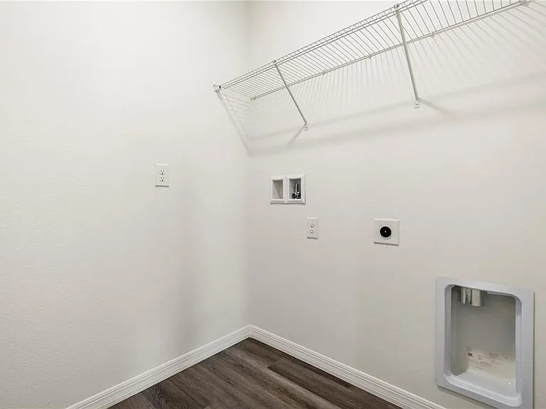 1699 Three Bars Rd — Photo 18
