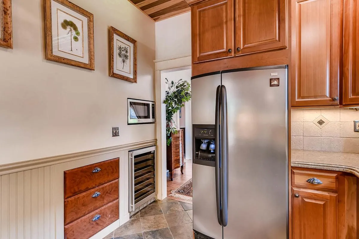 1251 S Gaylord Street — Photo 4