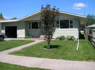 115 13th St NW, Devils Lake, ND 58301