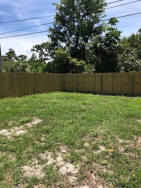 2nd image of 8966 SE Parkway Dr
