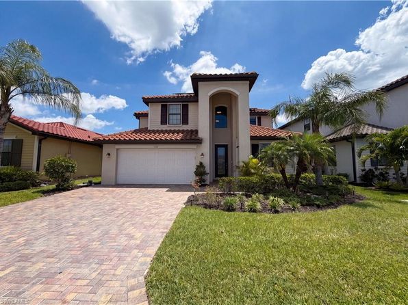 1588 Vizcaya LN, NAPLES, FL 34113