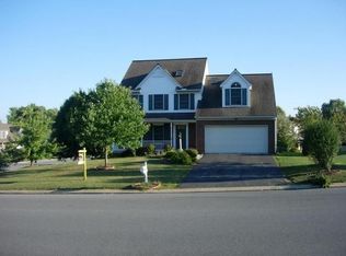 2004 Harrogate Rd, Lancaster, PA 17601