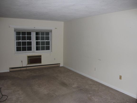 4th image of 407 Washington St #2A