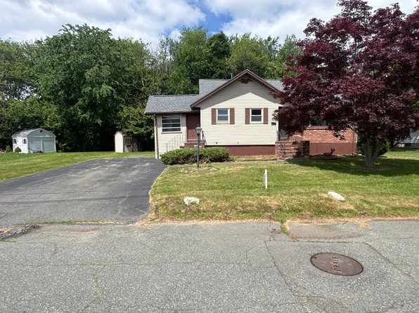 72 Kurland Ave, Brockton, MA 02301