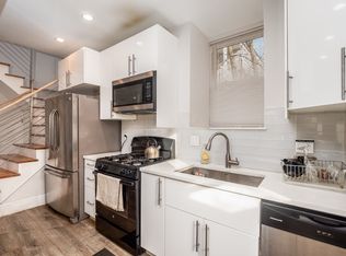 2 Buckley Ave #1F, Jamaica Plain, MA 02130