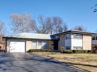 113 S We Go Trl, Mount Prospect, IL 60056