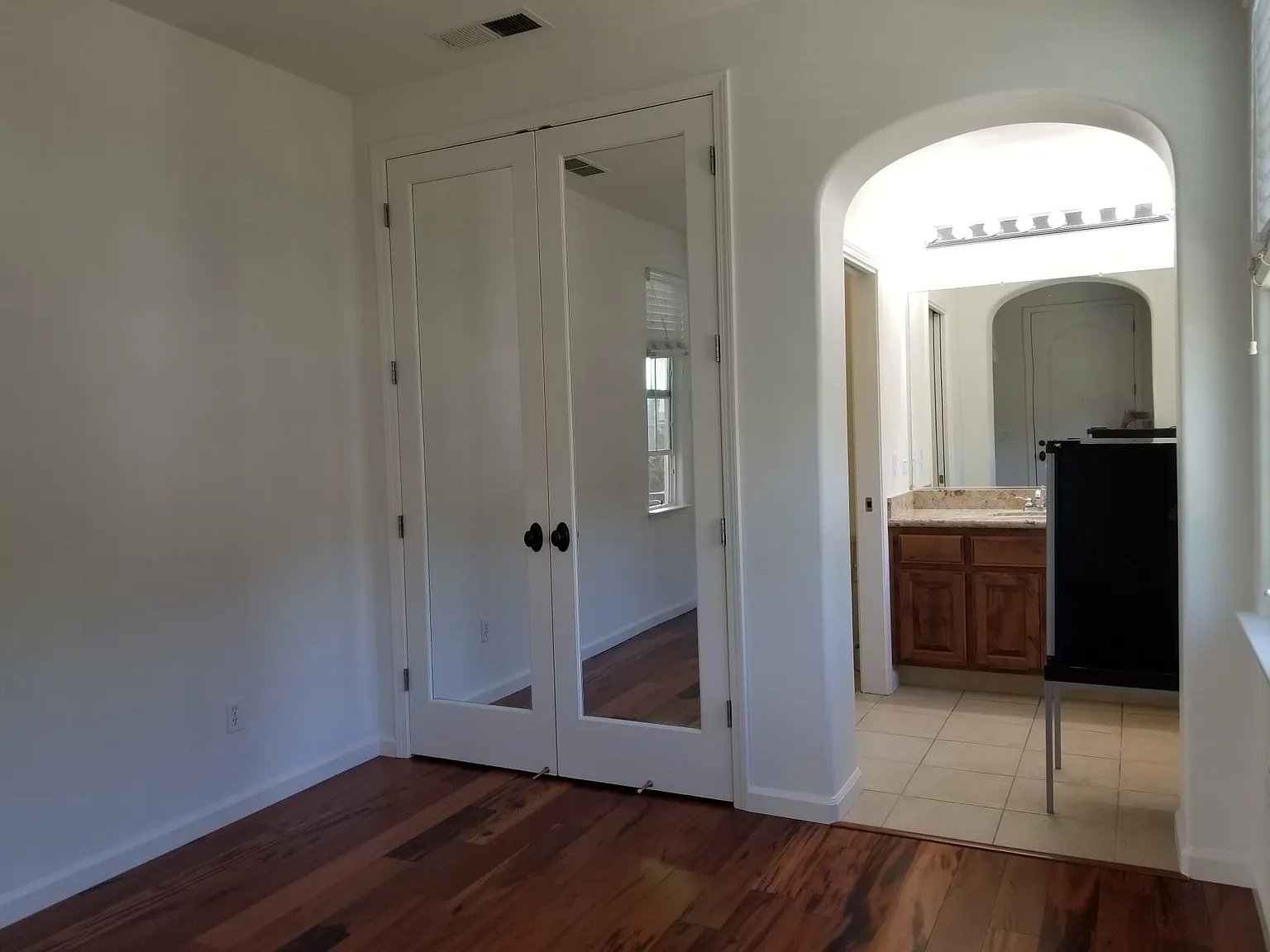 1 bed, 2892 sqft, $1,475 — Photo 2