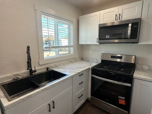 527 McLaughlin Ave APT 5, San Jose, CA 95116