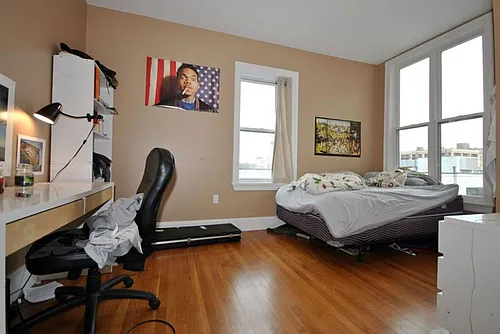 8 Saint Lukes Rd #3 Photo 1