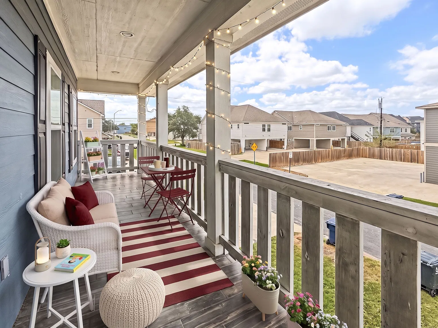 6 bed, 1763 sqft, $4,015 — Photo 3