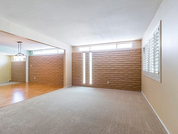 5th image of 3635 E Poinsettia Dr