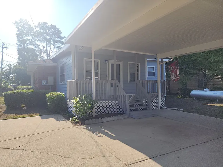 400 Roxie Ave — Photo 27