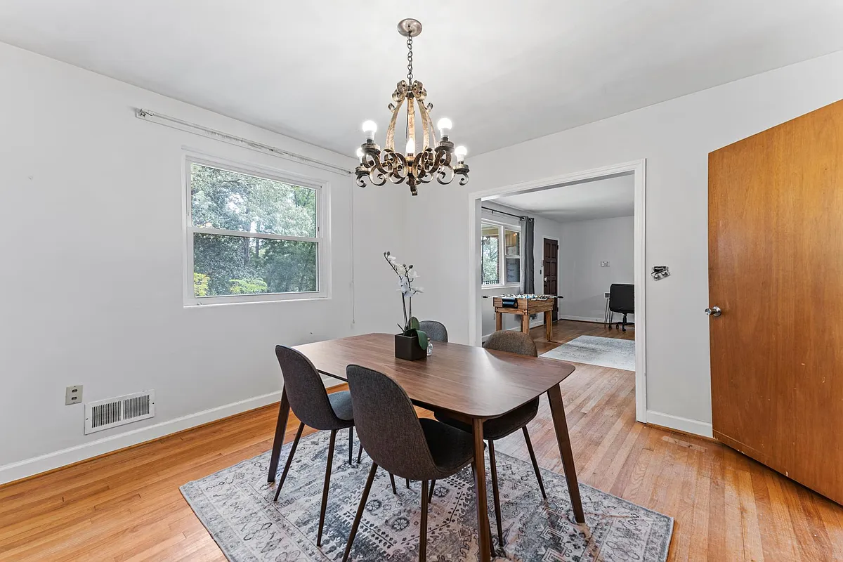 Building Photo - 4140 Timberlane Dr