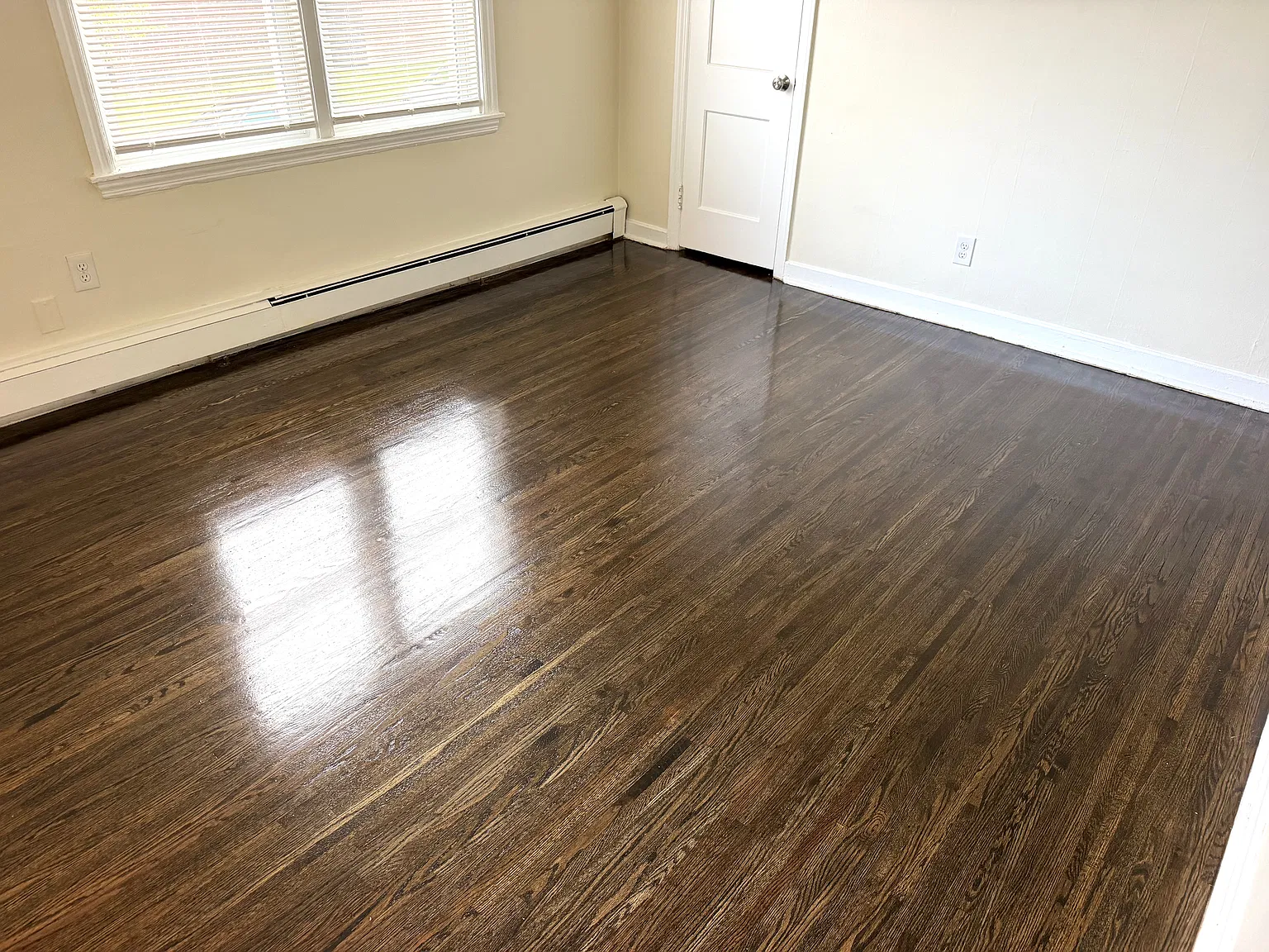 2 bed, 700 sqft, $1,099 — Photo 4