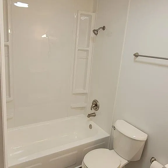 1527 Miami Ave — Photo 10