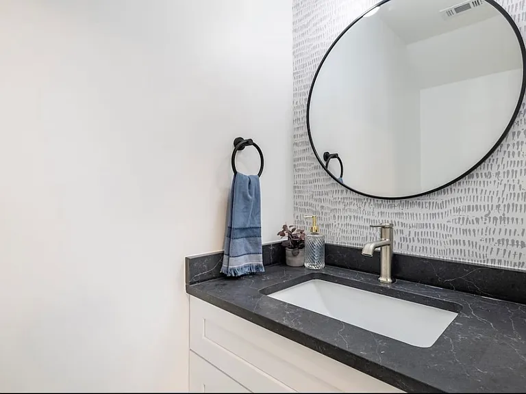 2101 Kirksey Dr — Photo 17