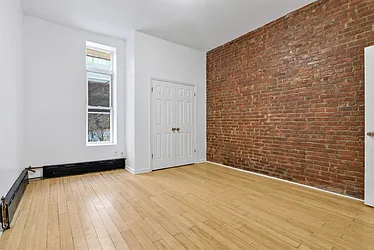 Rented by Brownstone Property Group