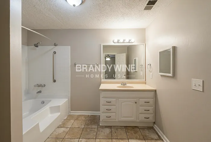 883 Timbervale Ln — Photo 14
