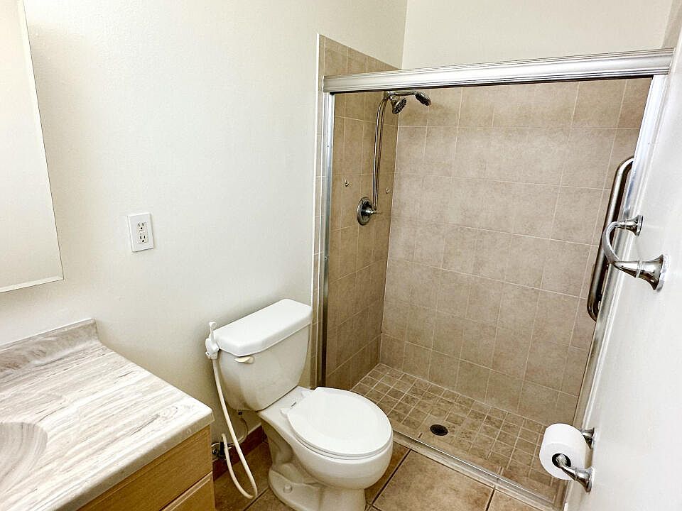 1st image of 2784 Dudley Drive E #F