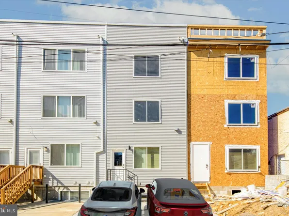 2041 N Randolph St, Philadelphia, PA 19122
