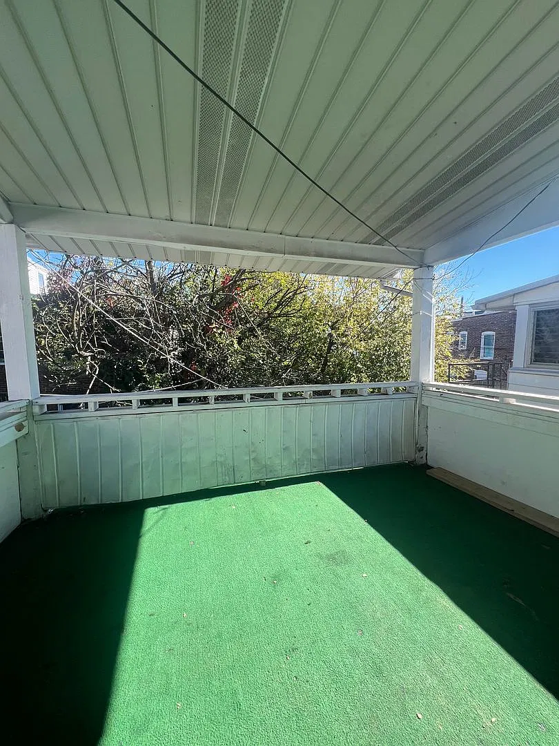 819 N 8th St — Photo 4