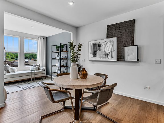 Cafe Breakfast Nook, Open to Optional Sun Room