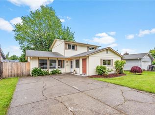 1808 Dorothy St, Longview, WA 98632