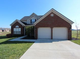 126 Inverness Dr, Georgetown, KY 40324
