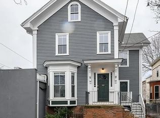 2 Worcester St #1, Cambridge, MA 02139