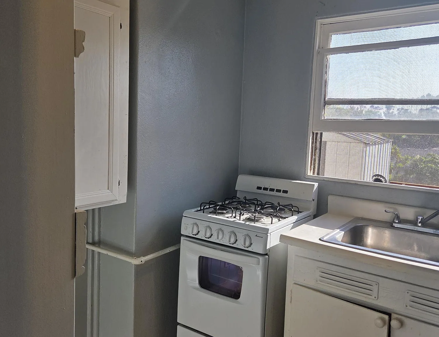 Studio, 373 sqft, $1,000 — Photo 2