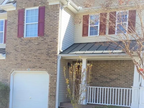 506 Fox Creek Xing, Woodstock, GA 30188