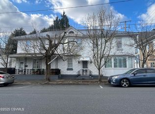31 W 2nd St, Mount Carmel, PA