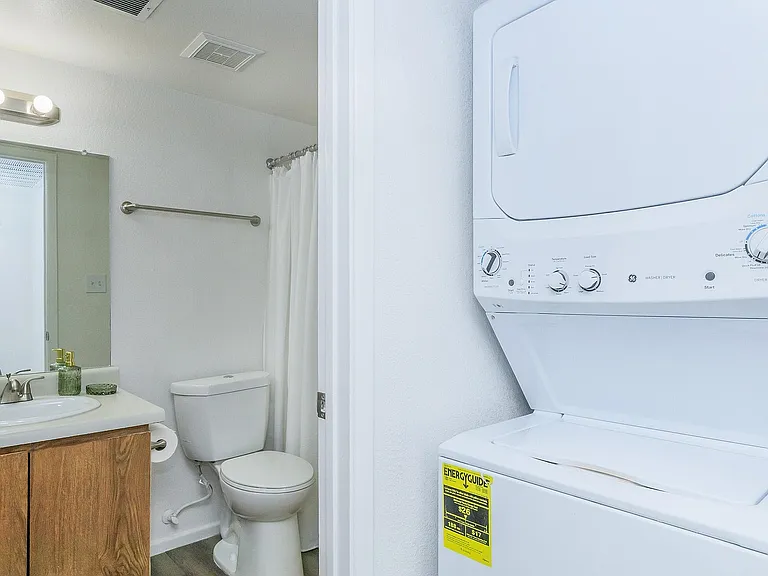 2 BED 2 BATH