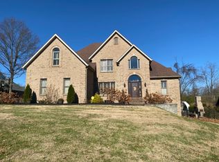 108 Camelot Dr, Winchester, KY 40391