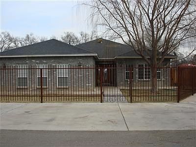 Home for Sale in Albuquerque, NM $190,000