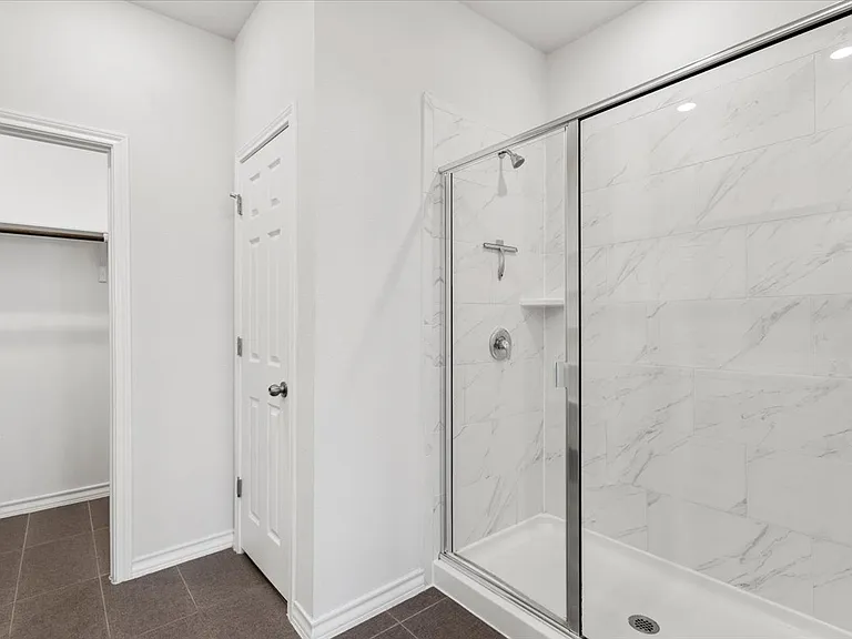 5402 Jason Dr — Photo 14