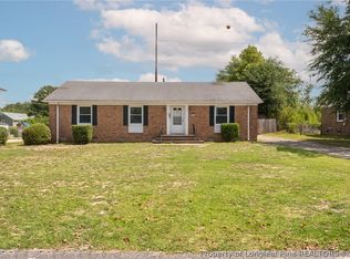 5216 Chesapeake Rd, Fayetteville, NC 28311