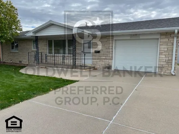 1202 Bel Aire Rd, North Platte, NE 69101