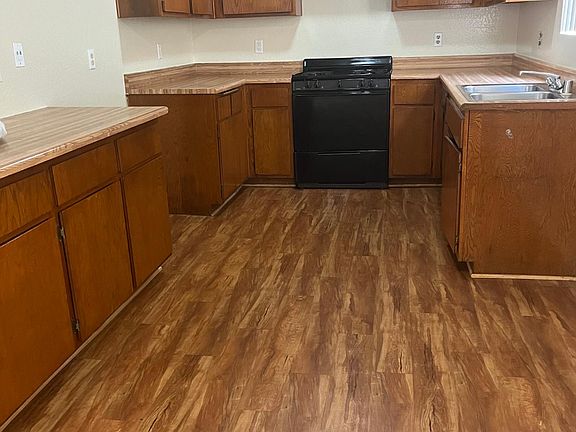2nd image of 14118 Cordary Ave APT 41