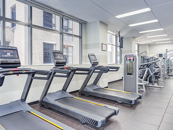 4th image of 205 W Wacker Dr #2610